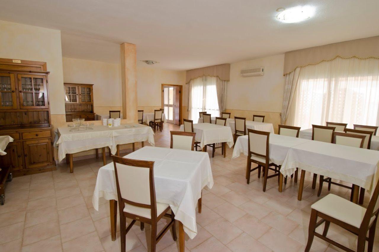 A.I.R. Hotel Gabbiano Isola Rossa Exterior foto