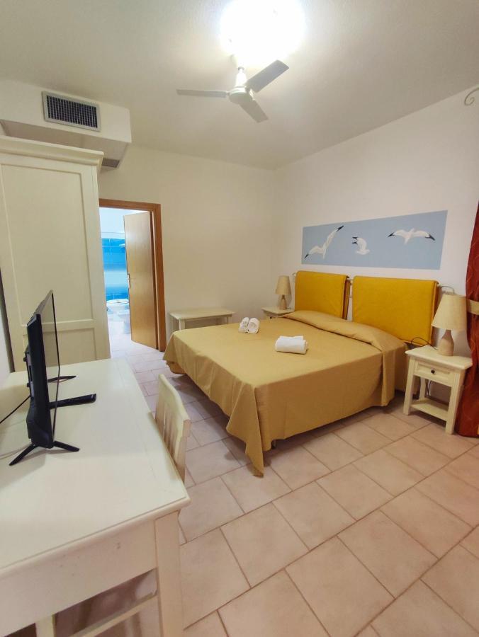 A.I.R. Hotel Gabbiano Isola Rossa Exterior foto